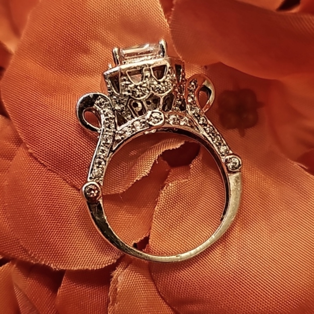 Fashion Ring - Costume - Picture 7 of 12